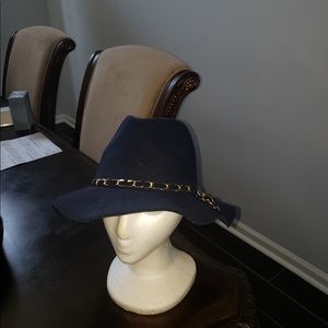 🎩 ladies short brim floppy hat